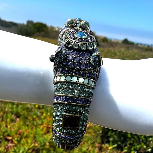 Heidi Daus “Glittering Guardian Fu Dog” ➕ Hidden Watch Statement Bracelet main image 5